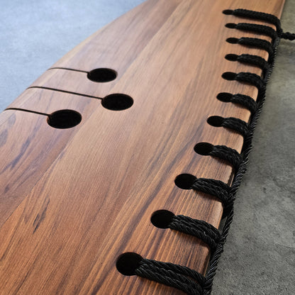 HE WAKA EKE NOA - Rimu