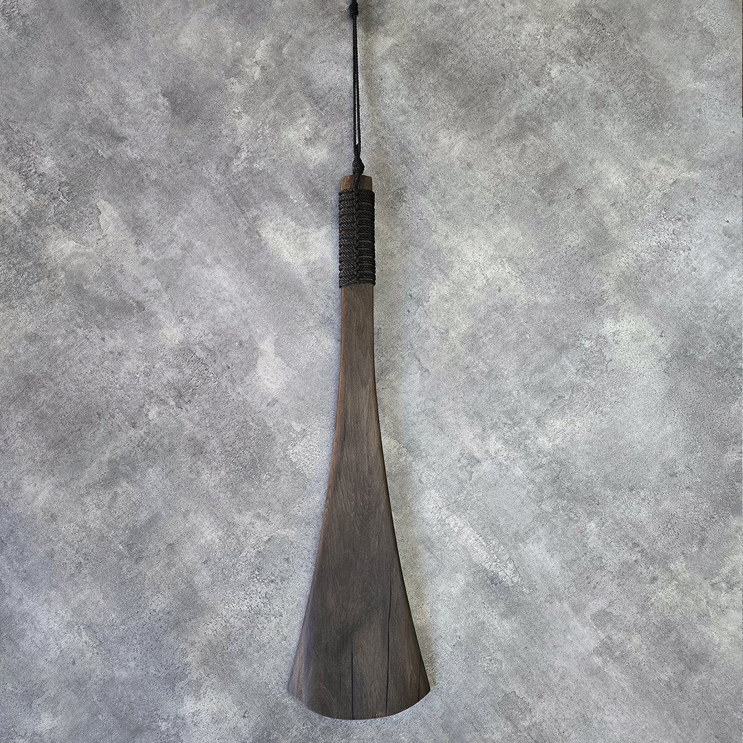 LARGE HOE - River Rimu